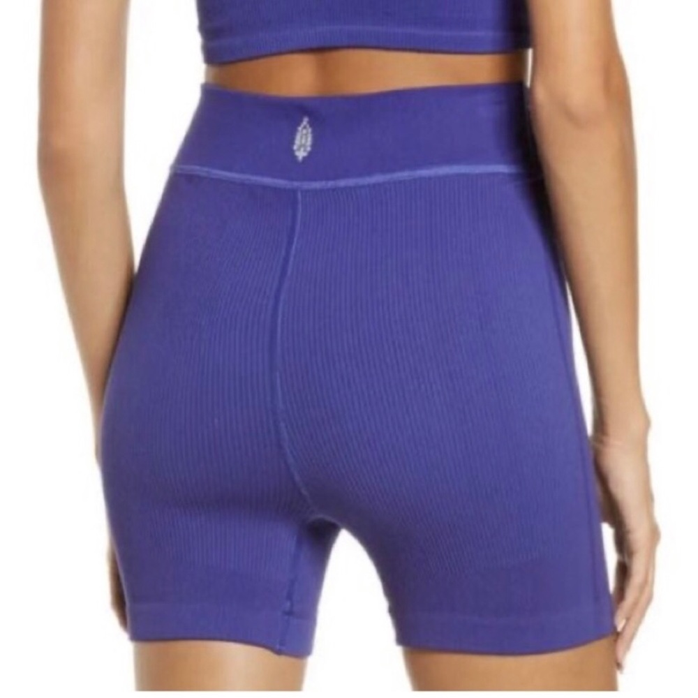 NWT! Free people movement free throw short. Size Xs. Outer space.